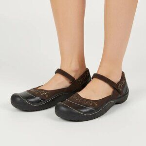 J-41 Jeep Engineered Adventure Brown/Black Slip-On Mary Jane Shoes Women's Sz 8M